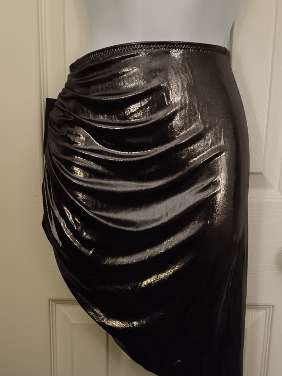 Norma Kamali Dresses & Skirts - Norma Kamali Black Shiny Ruched Asymmetrical Skirt Women's Size XS New With Tags